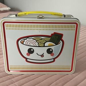 Ramen cute lunchbox w puns on sides You make miso happy, I’m a hopeless ramentic